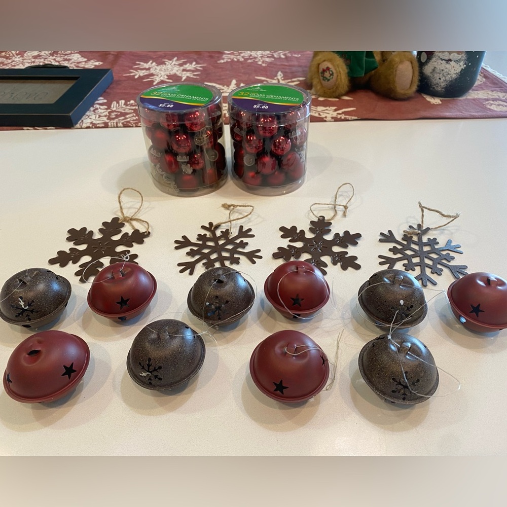 Holiday Tree Decorations